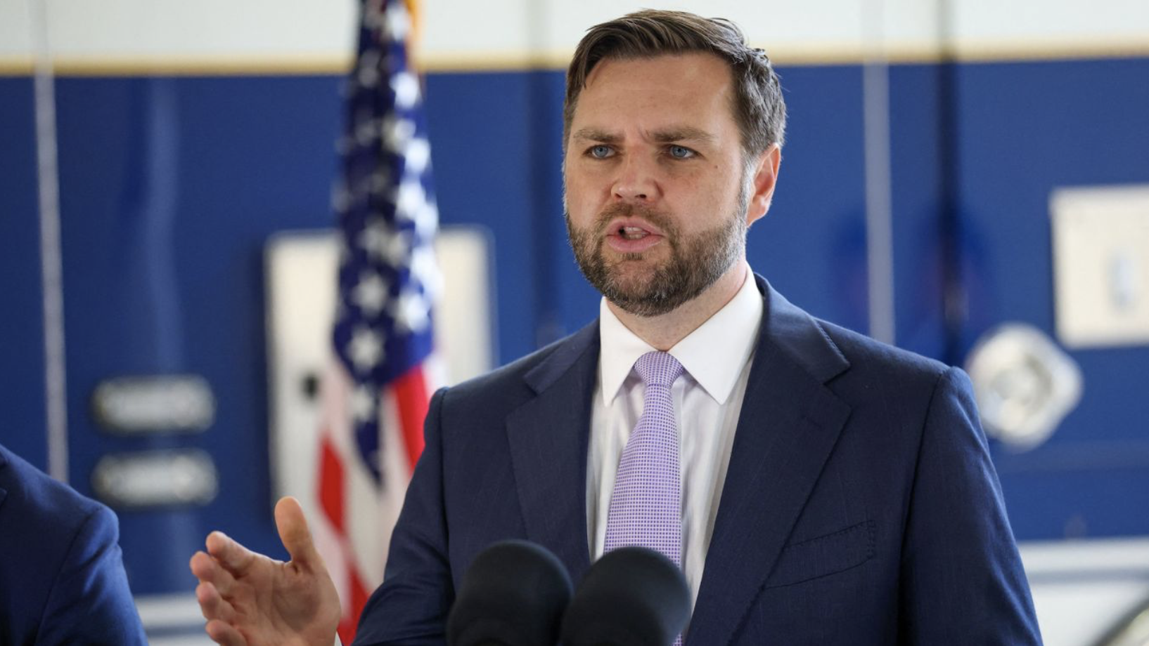 Amerikai kormányzati válság: JD Vance szerint fájdalmas döntések jöhetnek