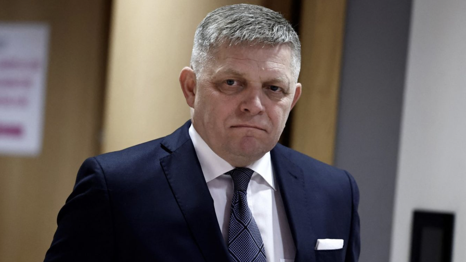 Robert Fico Kijevbe utazik
