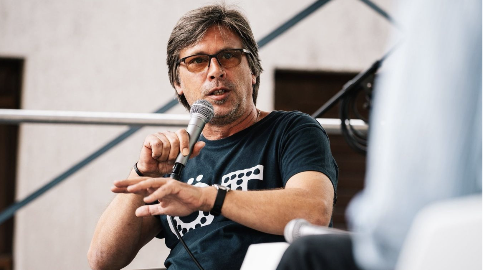 Perintfalvi Rita pert indított Hont András és több közéleti szereplő ellen