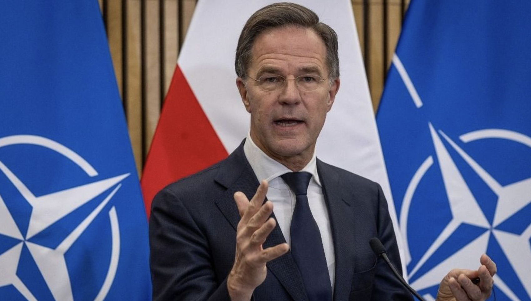 NATO-főtitkár: Ukrajna NATO-tagságának útja „visszafordíthatatlan”, de a szövetség megosztott