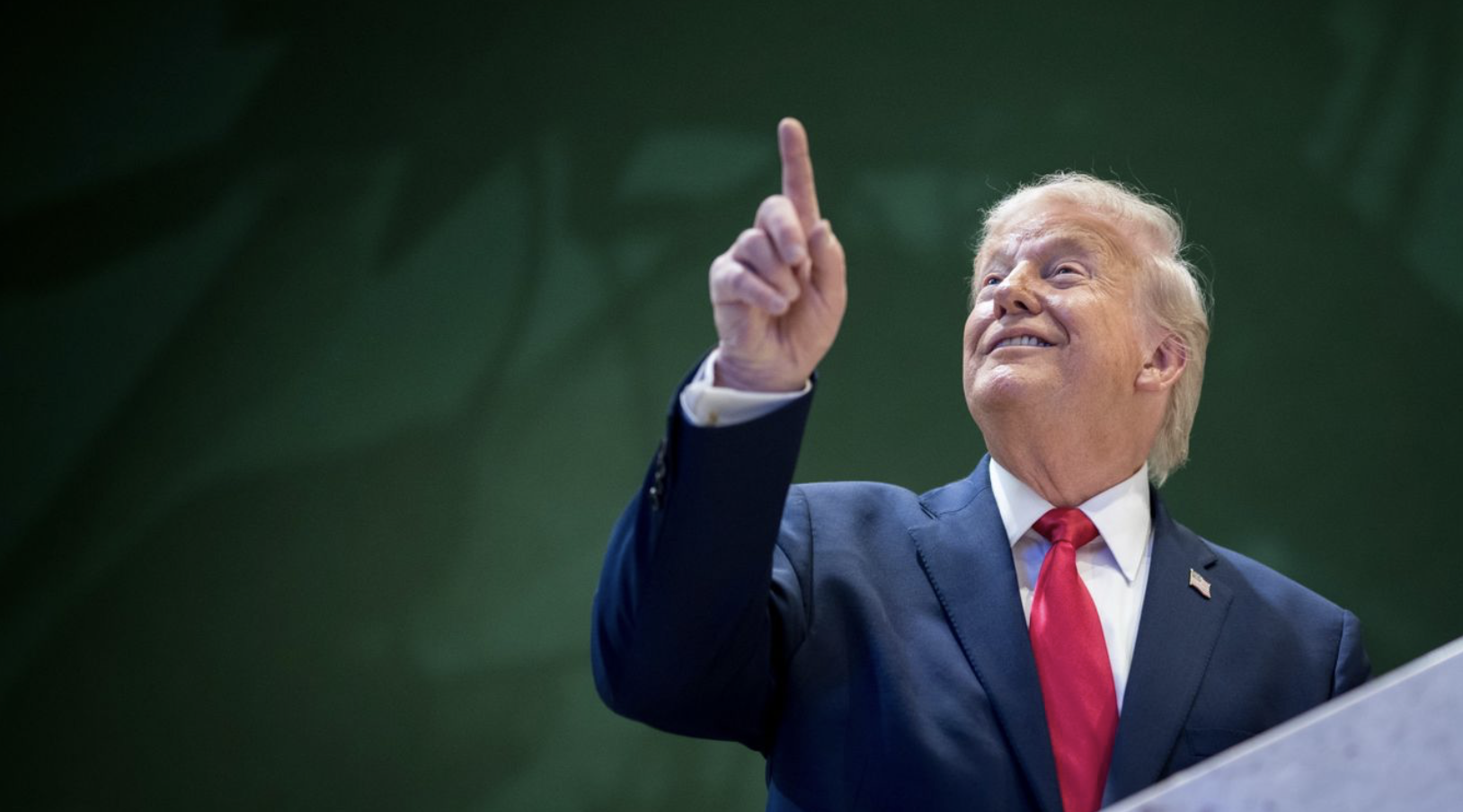 Brit vezetők határozottan visszautasították Trump NATO-kritikáját